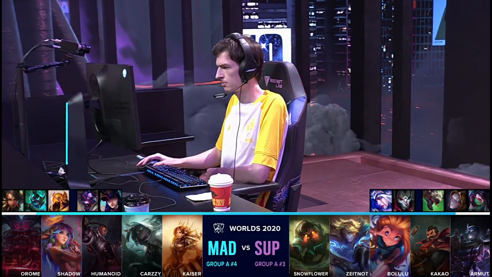 开云平台-FPX横扫NS，Tarzan开启传奇时刻鏖战多局全球总决赛，强势挺进下一轮